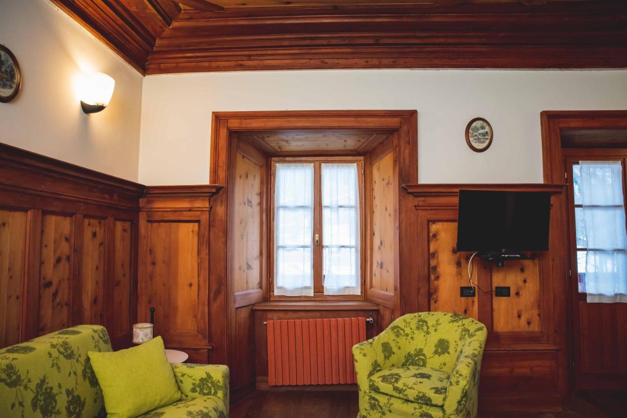 Hotel La Villa Della Regina Gressoney-La-Trinite Exterior photo